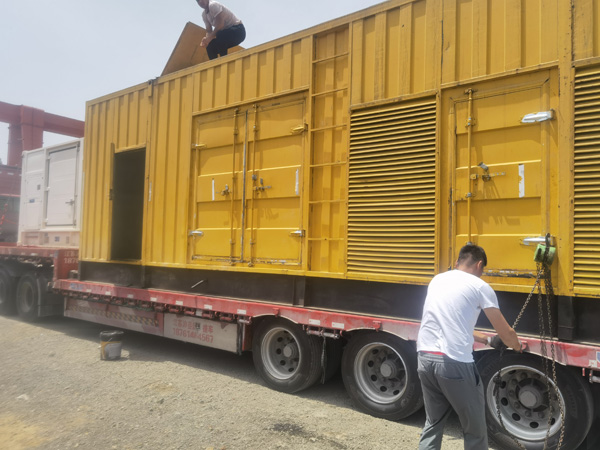 迭部除了负载情况和发动机维护,还有哪些因素会影响 200kw 柴油发电机的油耗?